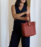 Essential Medium Tote - Fall/Winter Edit