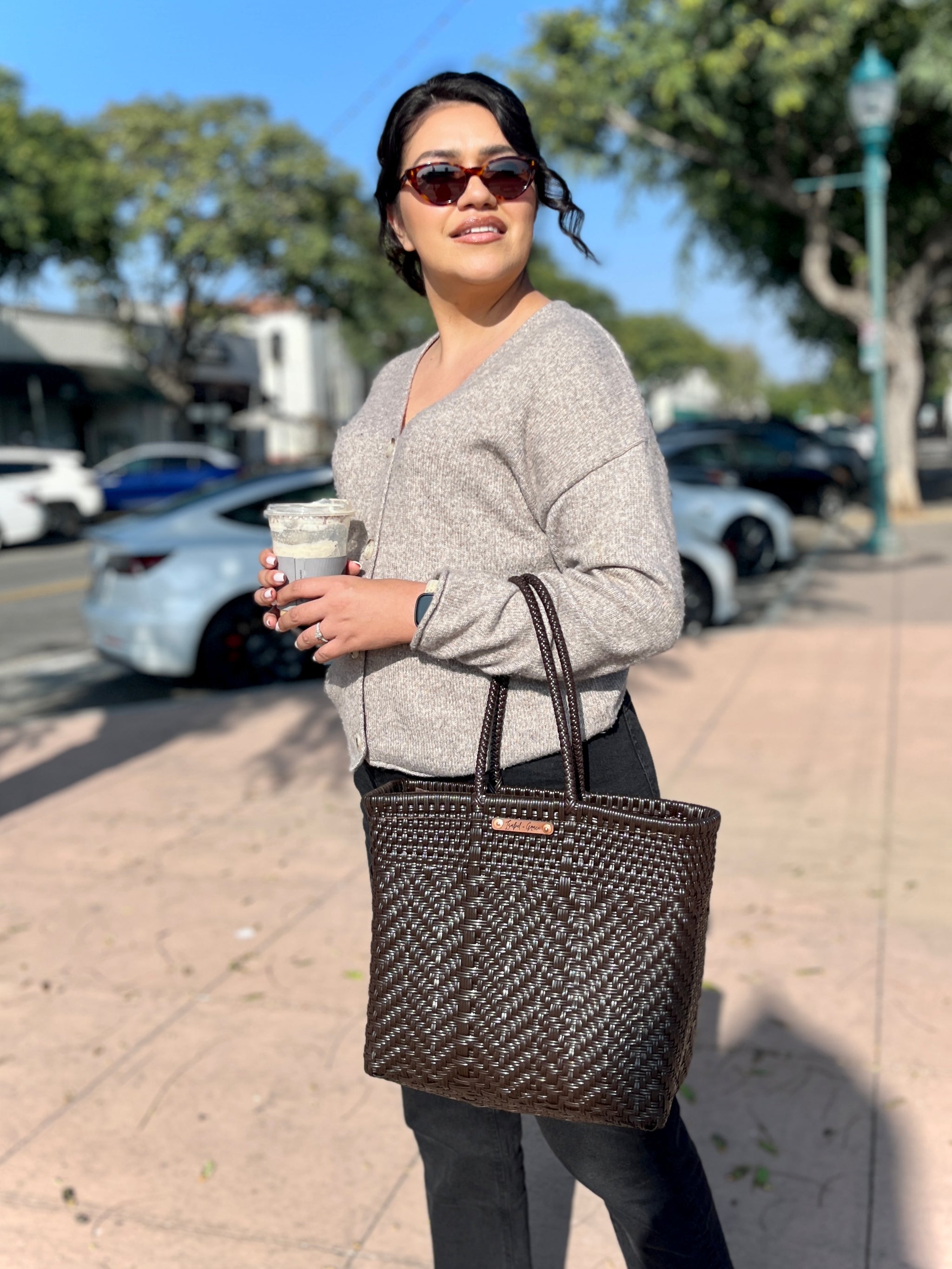Open Totes – Isabel + Grace